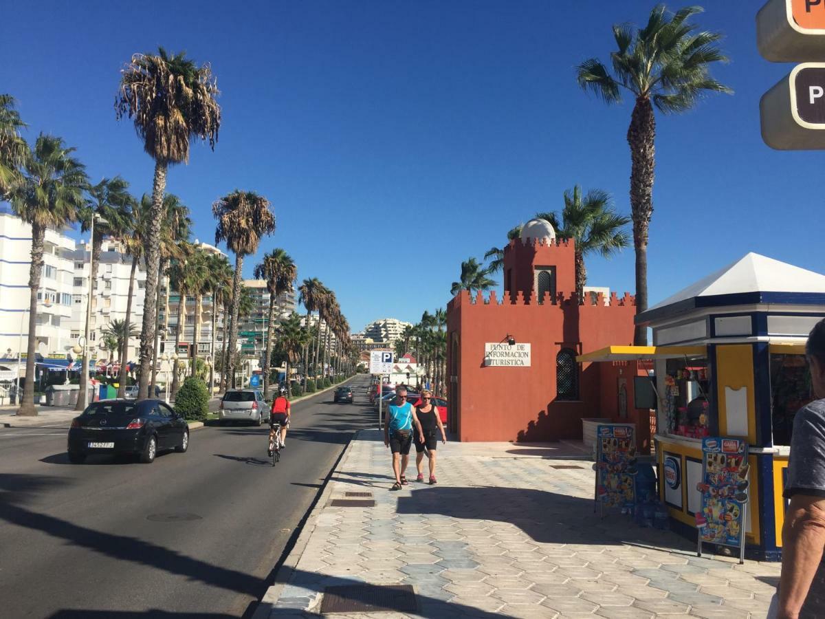 Luxury Beachfront Apartment In Benalmadena Costa Exterior foto